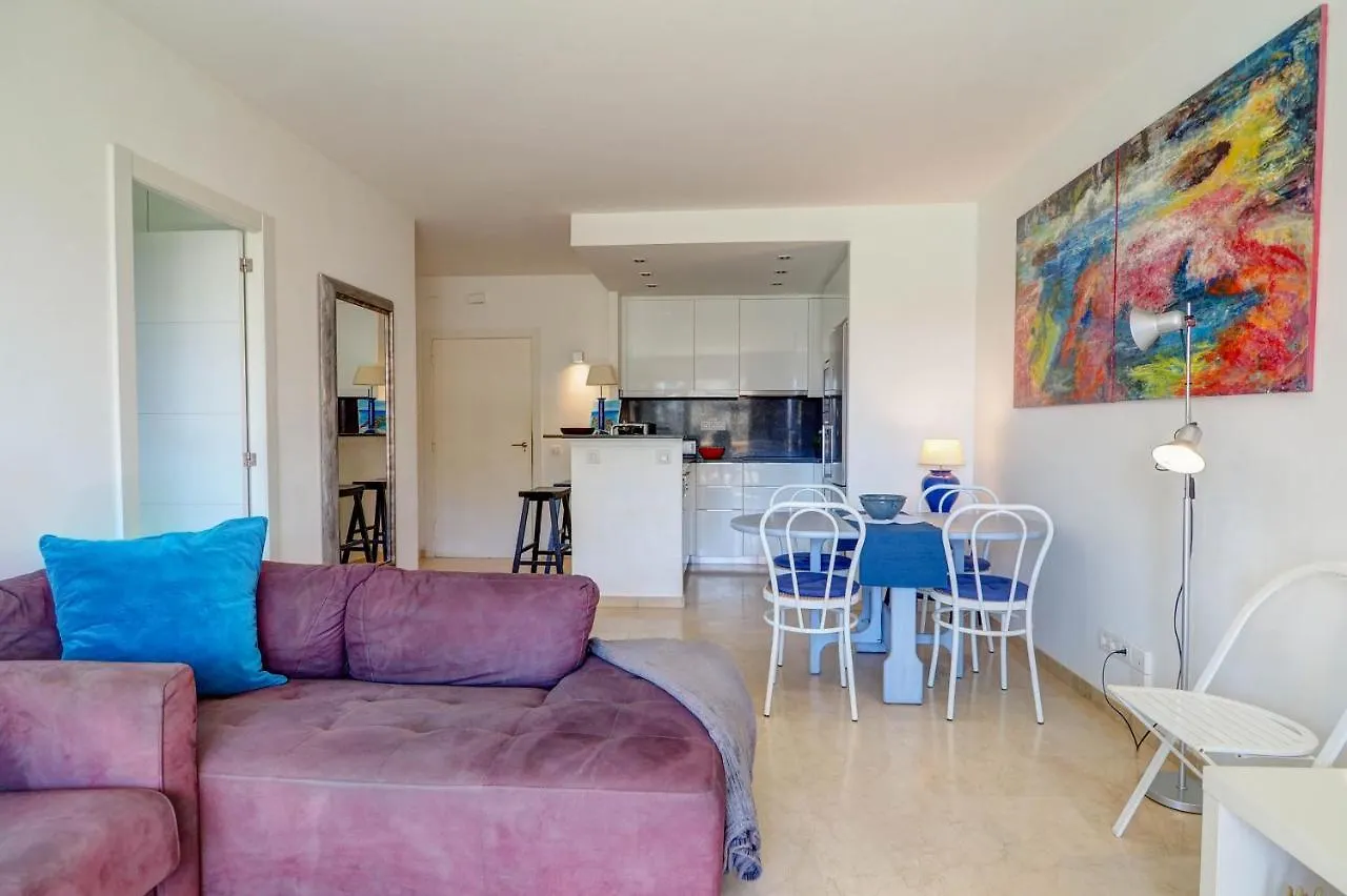 Mediterraneo Seaview Apartment By Hello Homes シッチェス スペイン