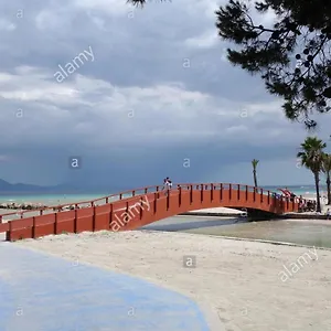  Holiday home Amazing House Close To The Spain